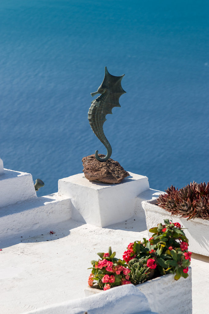 Thira