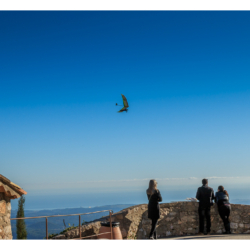 Parapente au-dessus de Gourdon