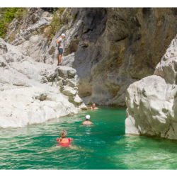 Canyoning  dans l&#039;Estéron